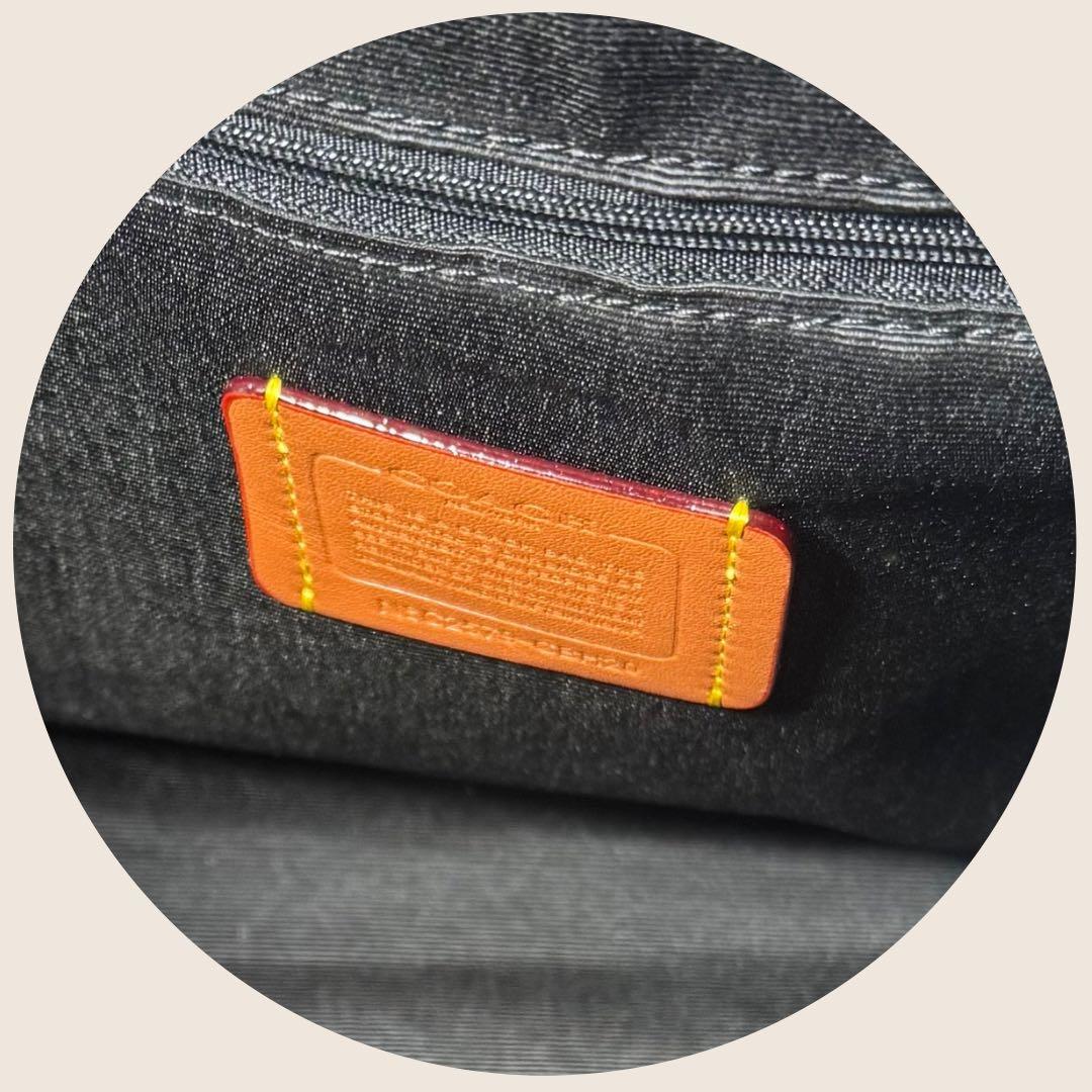 COACH（コーチ）シグネチャー ショルダーバッグ 人気モデル