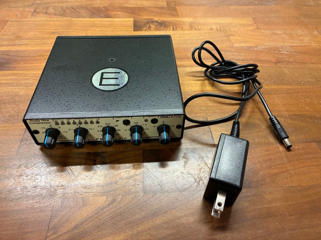 FMR Audio RNC1773E コンプレッサー