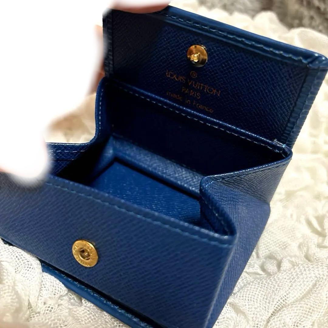【美品】Louis Vuitton エピレザー　ケース　ネイビー