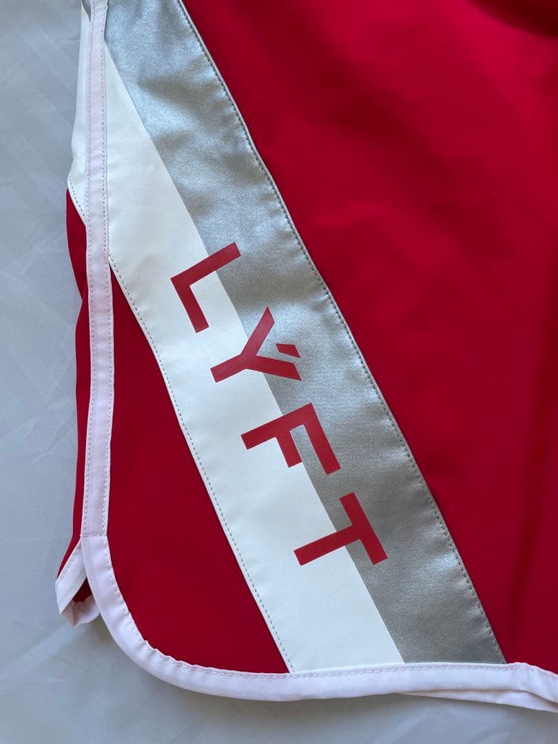 LYFT サーフパンツ　レッド　XSサイズ