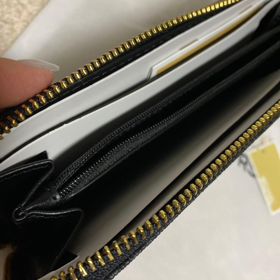 【年内限定】マイケルコース　財布　新品