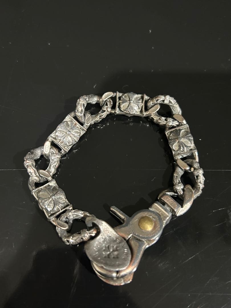 シルバークロスブレスレット