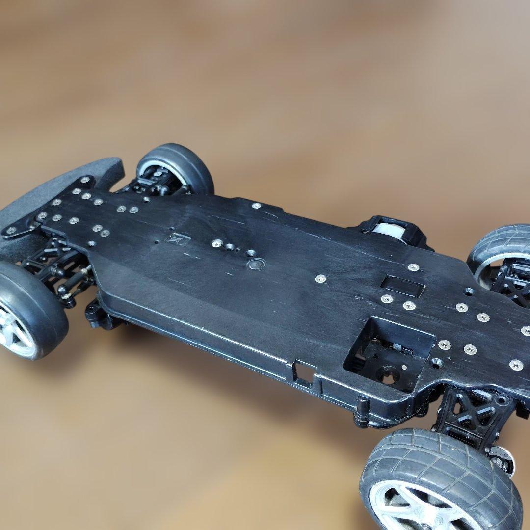 タミヤ　TBー04 シャーシ　フルベアリング仕様