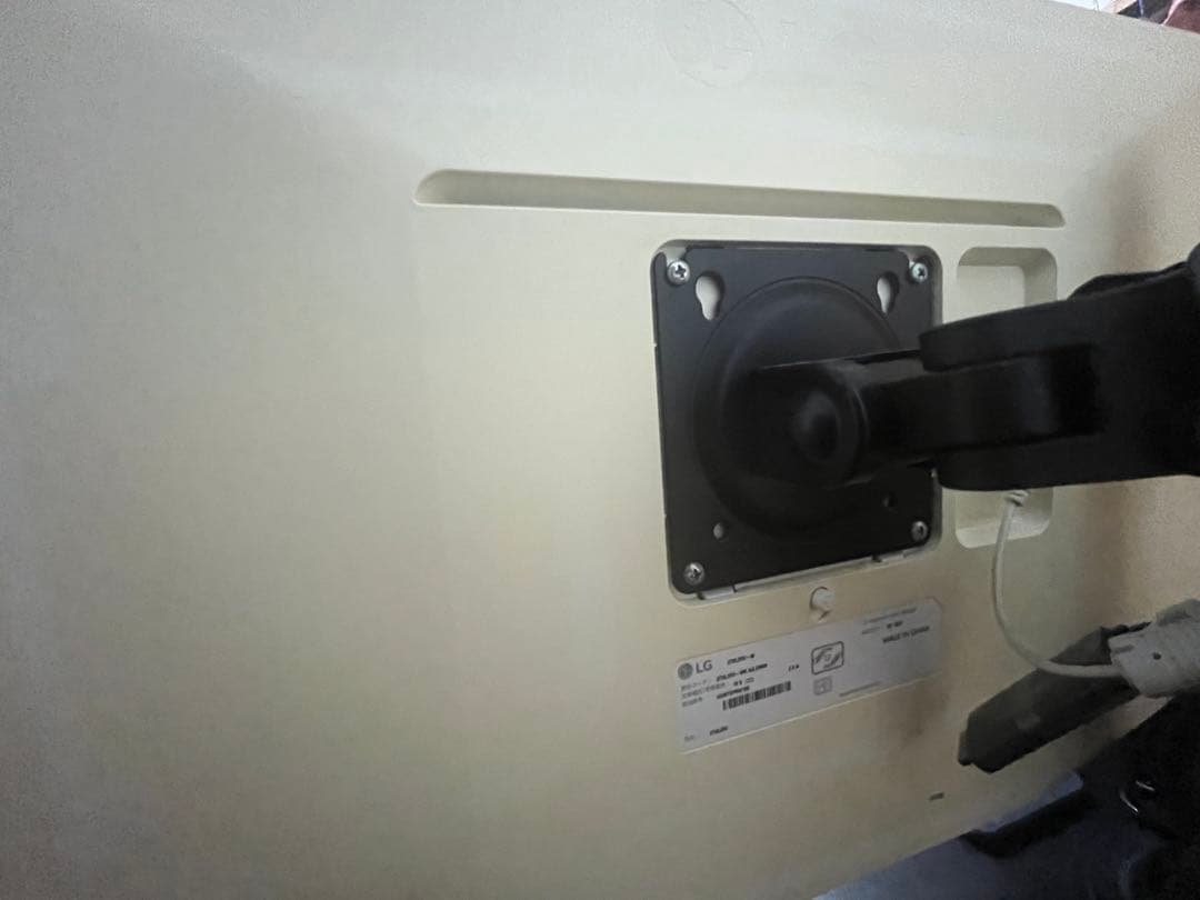 LG 27インチ 4Kモニター 27UL550-W