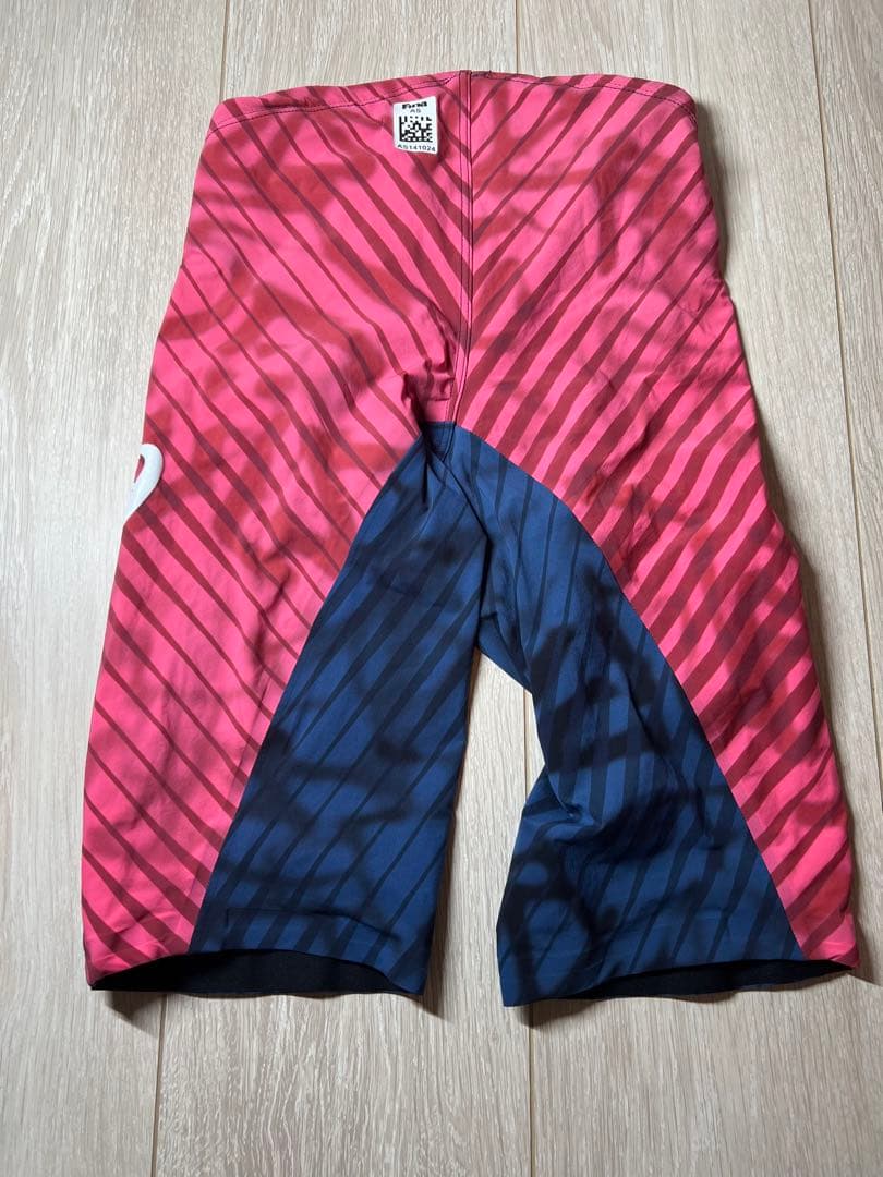 しばしばさん専用　アシックス　競泳レース用水着　赤のみ