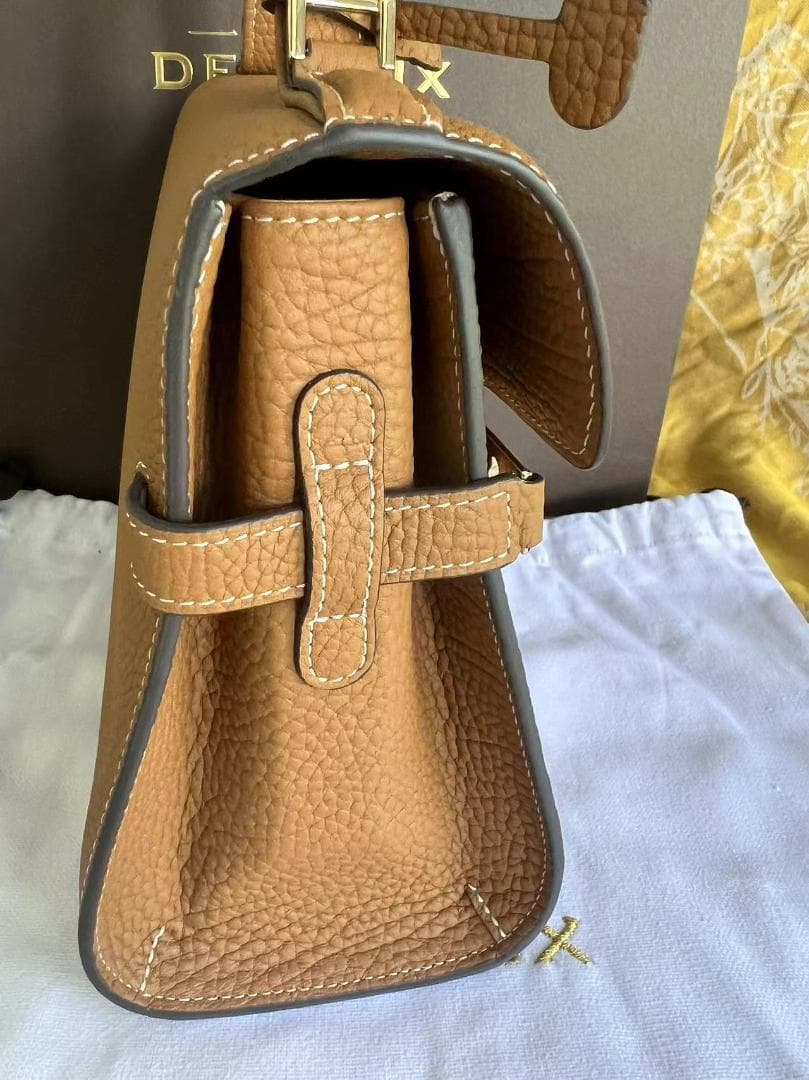 超美品 デルヴォー タンペート TEMPETE PM