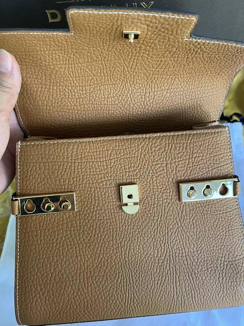 超美品 デルヴォー タンペート TEMPETE PM