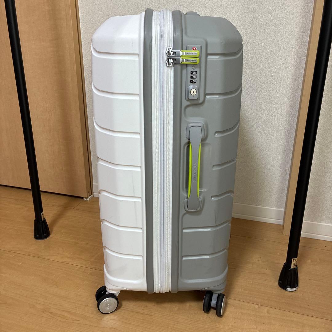 バッグ Samsonite Freeform 24 SPINNER WHITE GREY