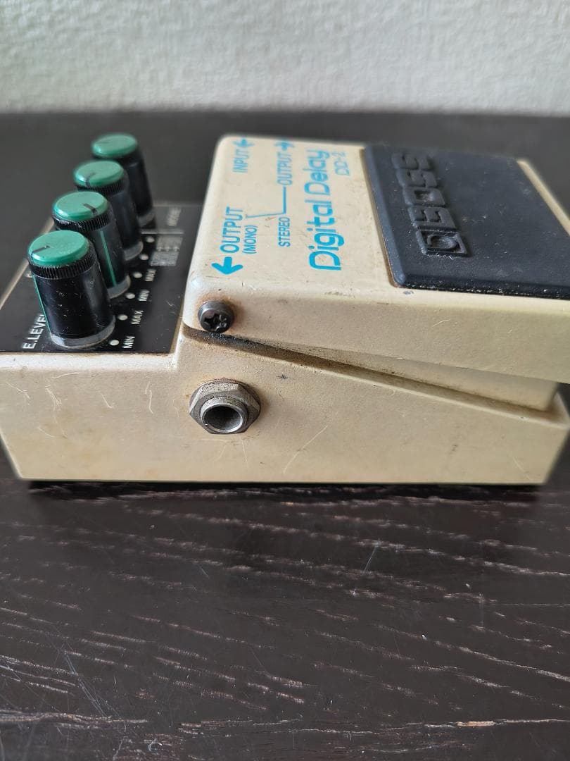 中古品 BOSS デジタルディレイ DD-2　ACアダプター付き