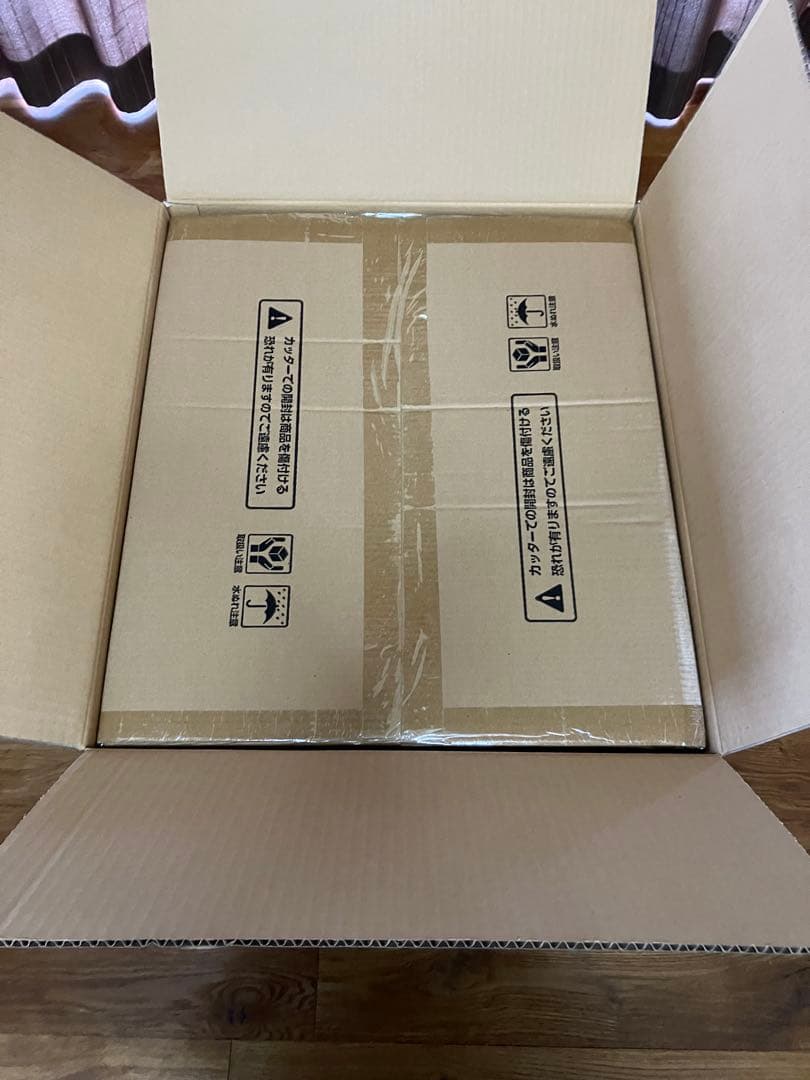 新品未開封、梱包箱伝票跡なし カプコン クリエイターズモデル 黒龍 ミラボレアス