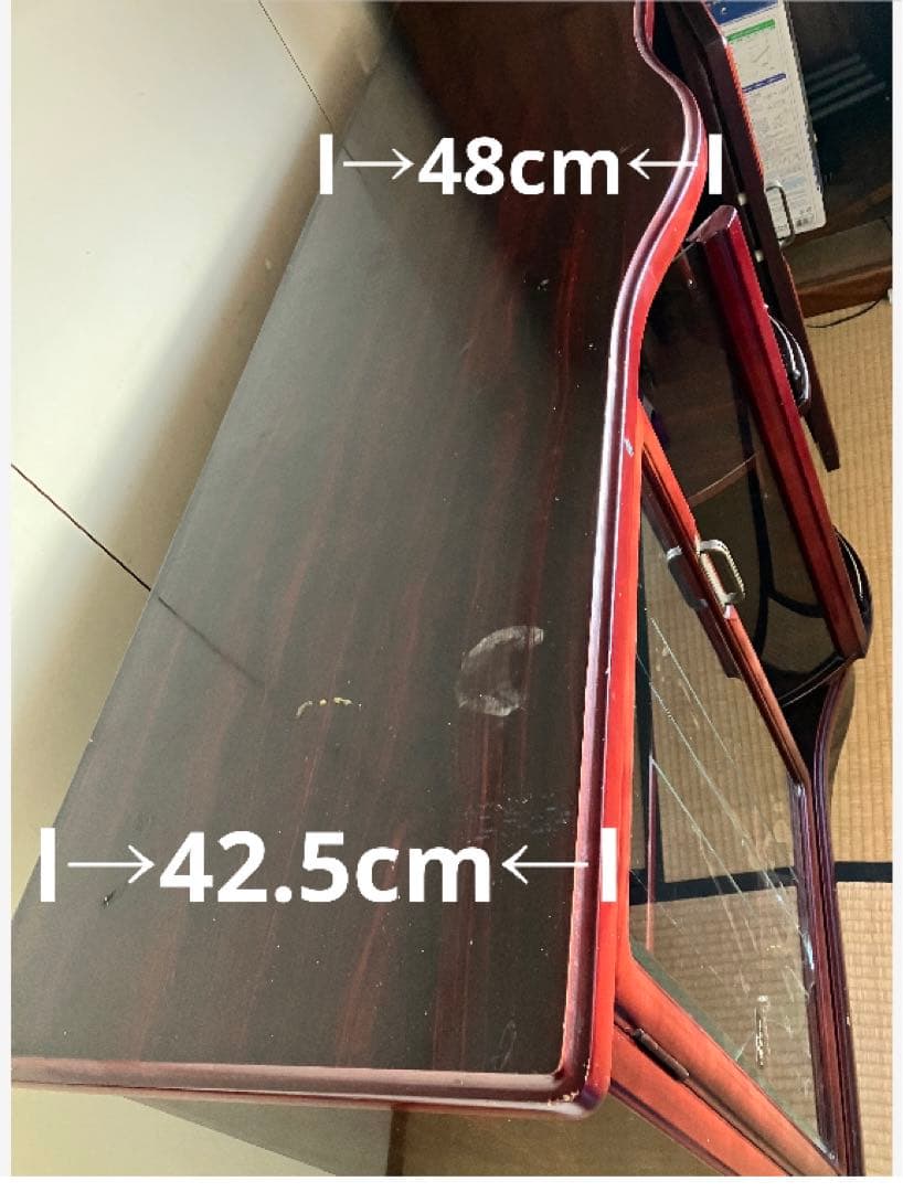木製　アンティーク家具　お酒のボトルやグラス・食器の収納棚　西洋スタイルガラス扉