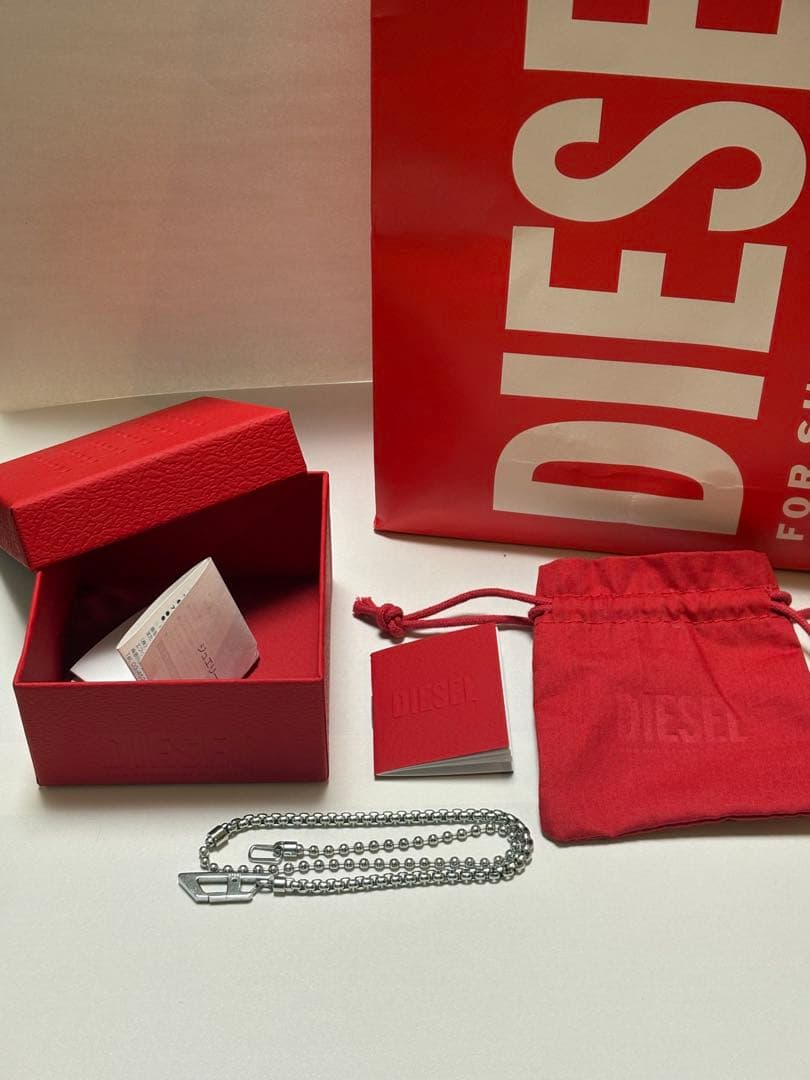 DIESEL ユニセックスブレスレット　DX1473