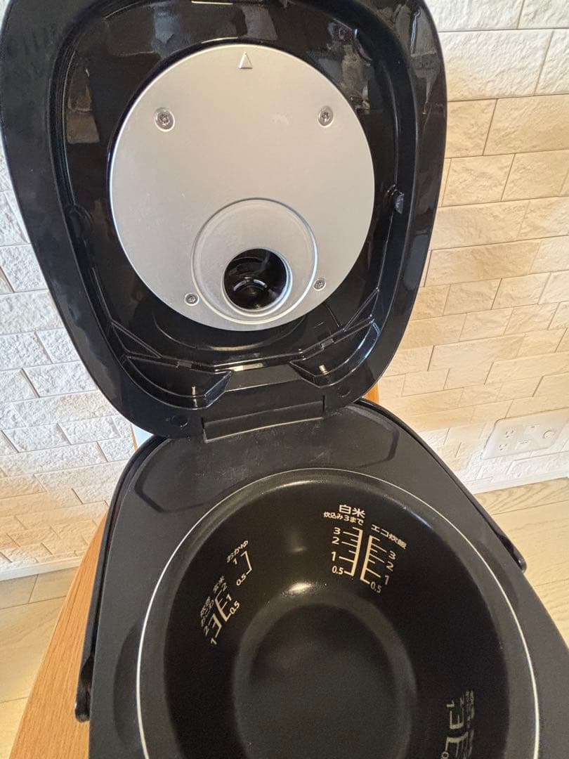 Panasonic SR-KT060 炊飯器 3.5合 ブラック