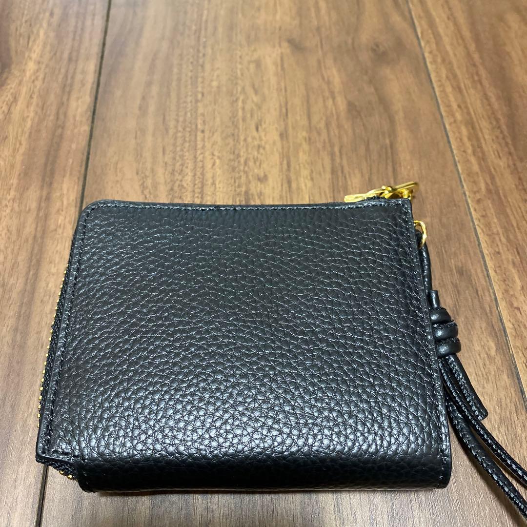 ケイタマルヤマ　パンダ刺繍　ミニ財布