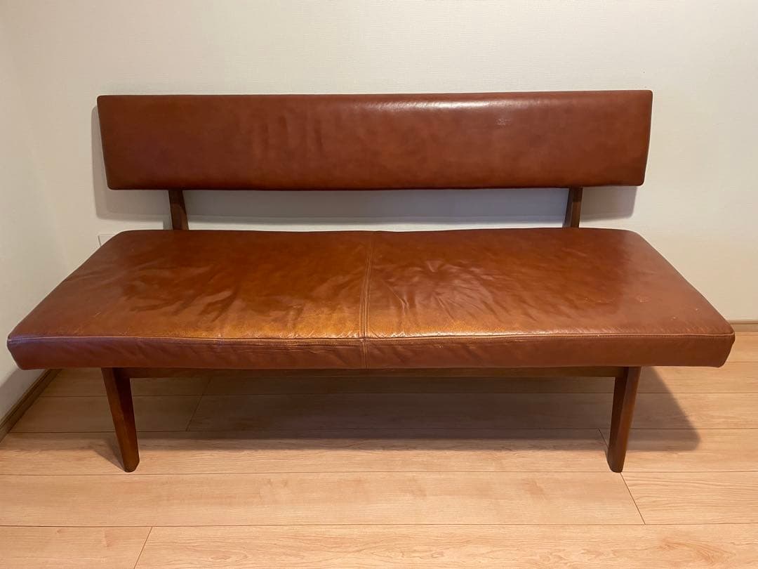 SHIGIYAMAシギヤマ 岩倉榮利YUZUシリーズ 2人掛けLDチェア 革張り