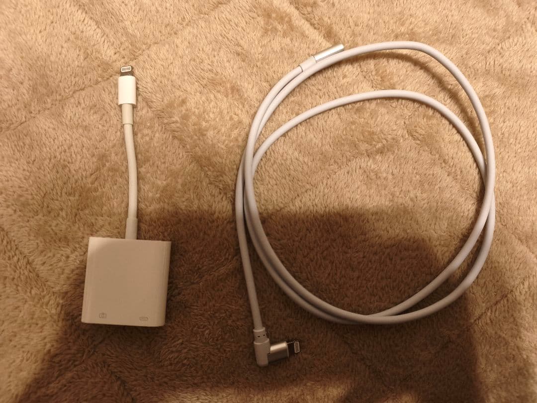 ipad第7世代ゴールド32GB純正カメラアダプターと延長ケーブルセット