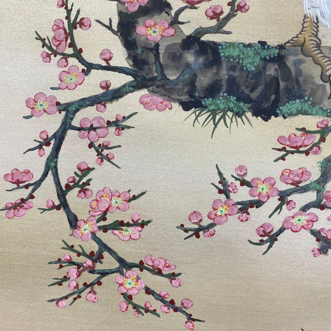 美品 掛け軸 国井柳甫作 金地 鷹に梅図 共箱 太巻き付 縁起物 厄除け