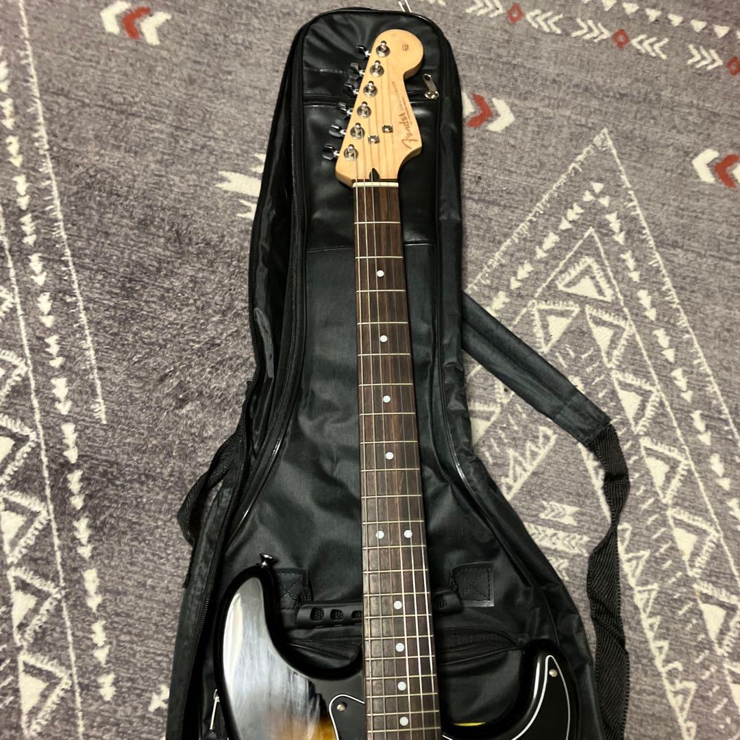 スクワイアストラトキャスター　サンバースト