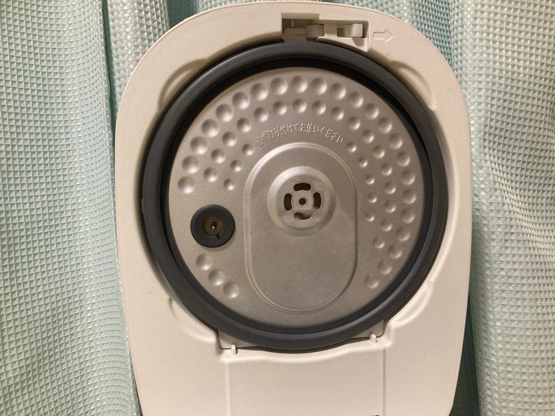 ★美品★アイリスオーヤマ ERC-IE50-W IH　5.5合炊き 2019年製