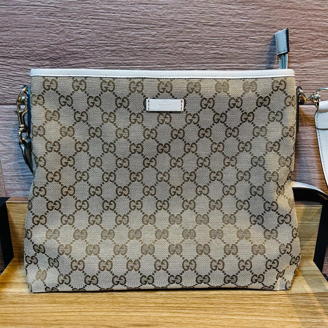 GUCCI　グッチ GGキャンバス　ショルダーバッグ