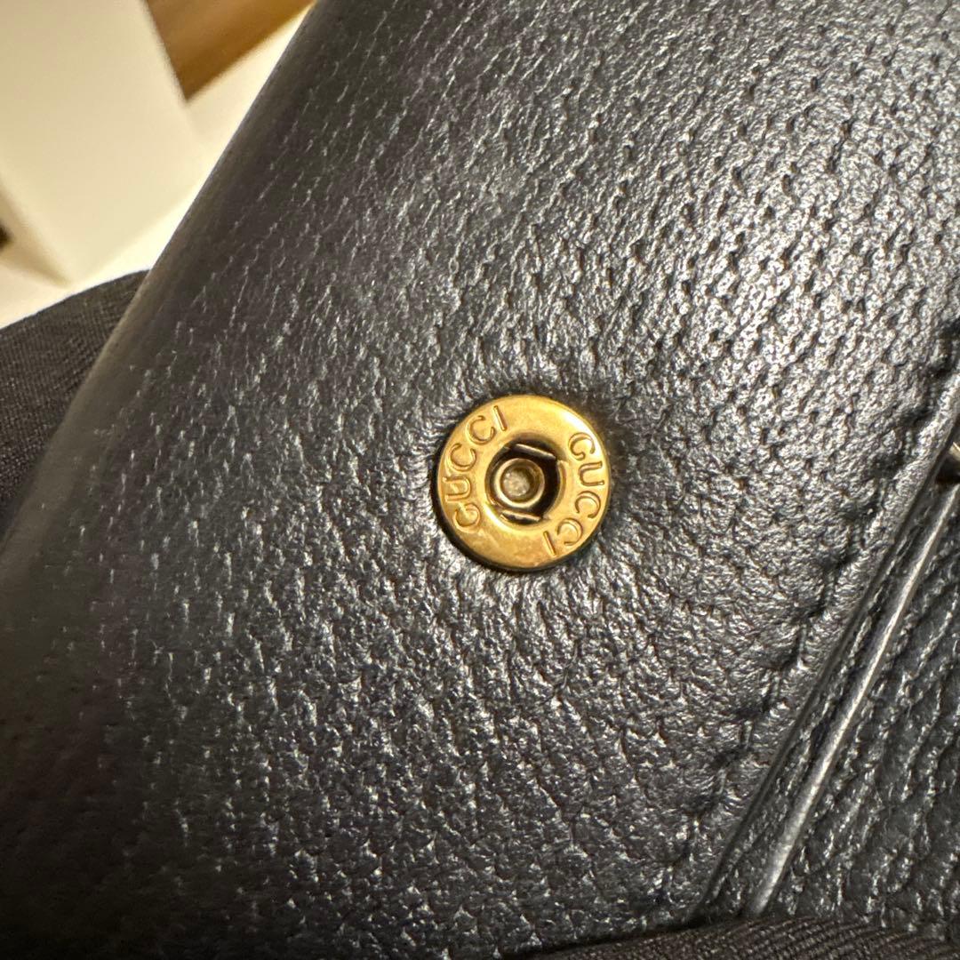 GUCCI グッチ キーケース 蜂モチーフ ブラック レザー