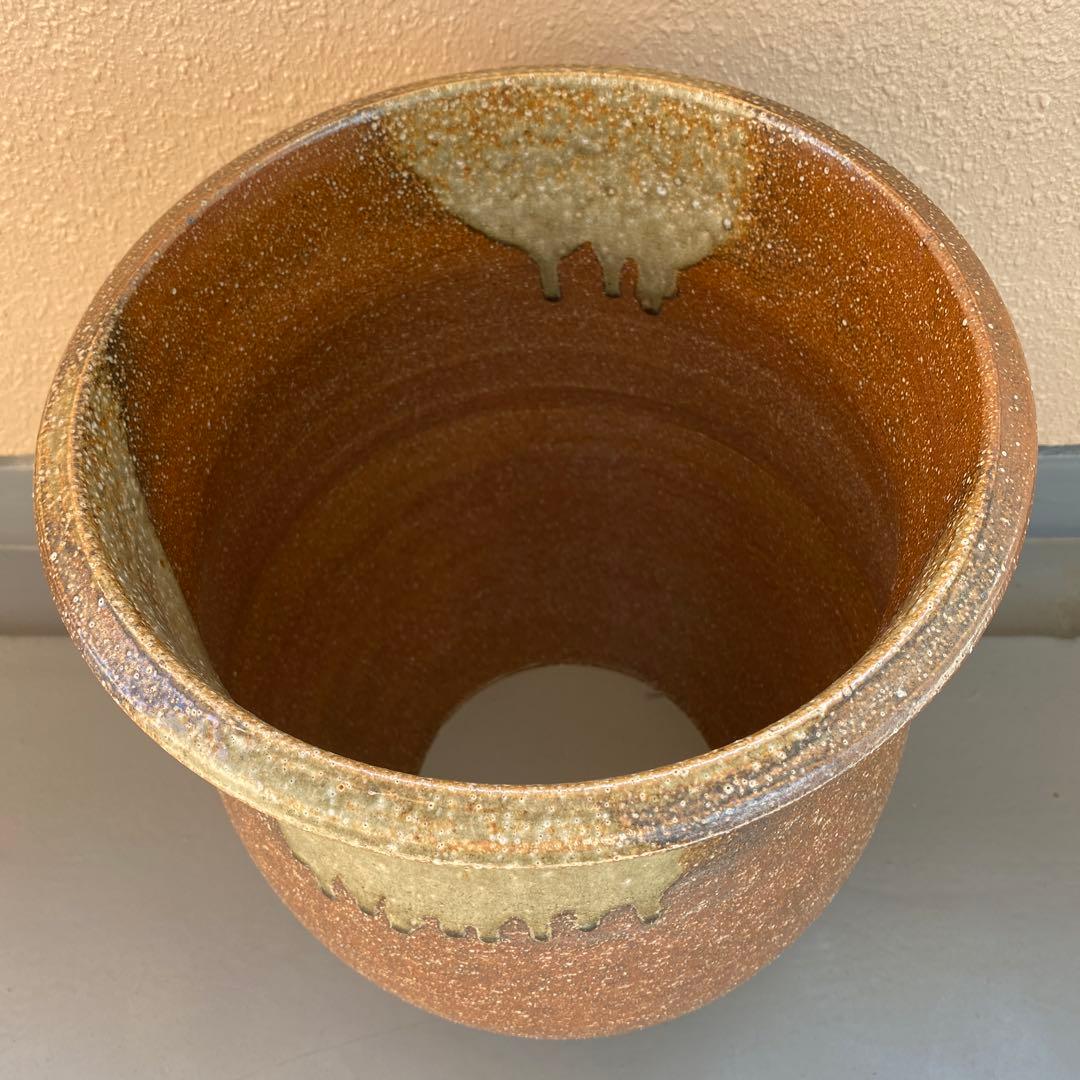 信楽焼き灰釉壷型陶器傘立て植木鉢