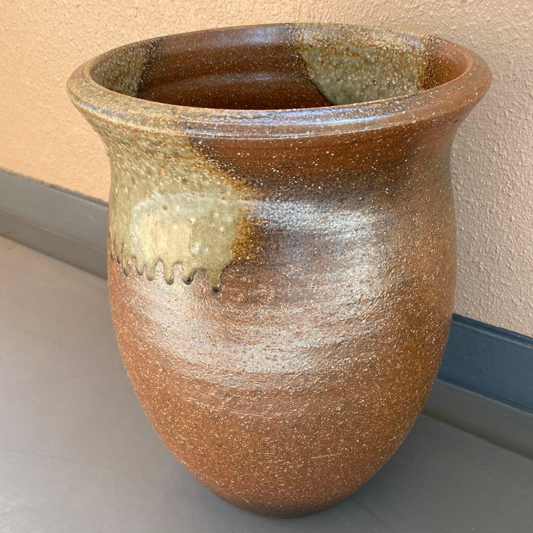 信楽焼き灰釉壷型陶器傘立て植木鉢