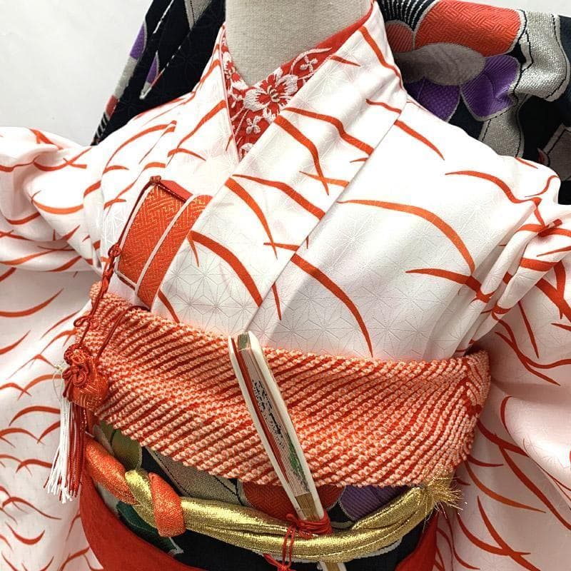 ■411ag104,着物とお小物類■七五三 七歳 女児 着物 芝草 白 ■美品u