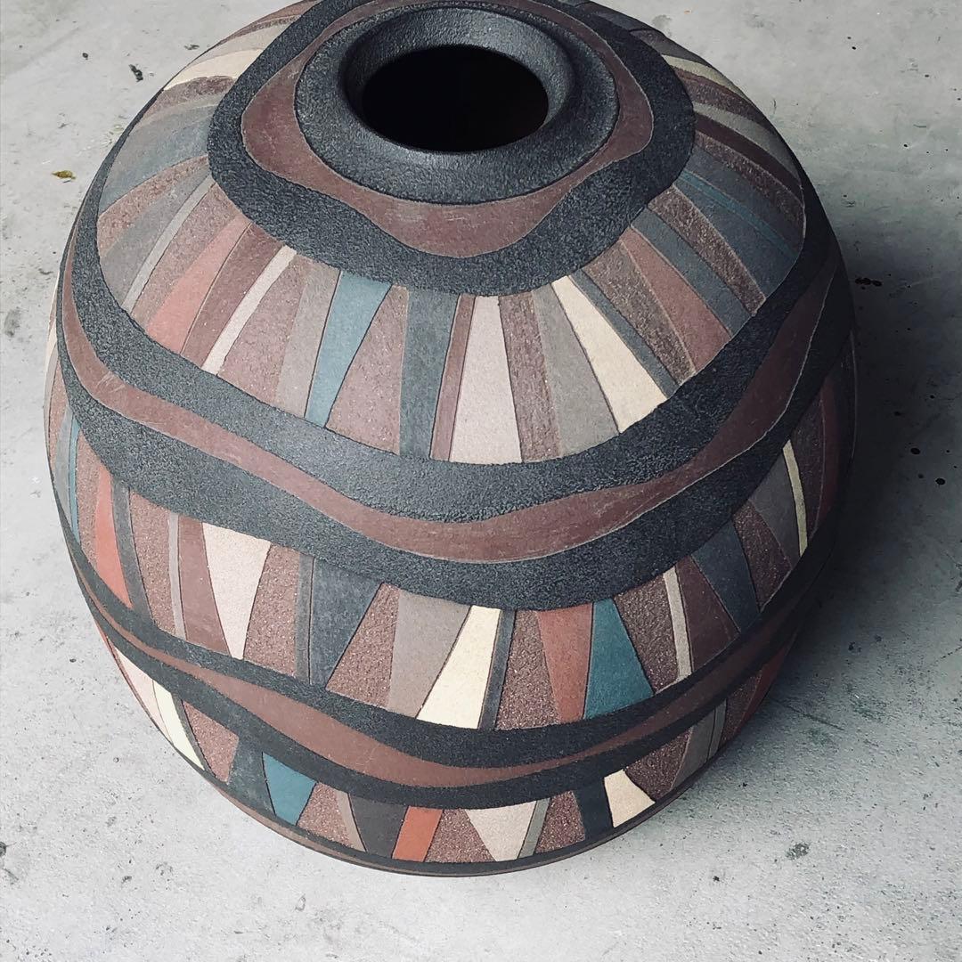 <引き取り限定> 暫定額　でっかい壺　陶器　化粧土