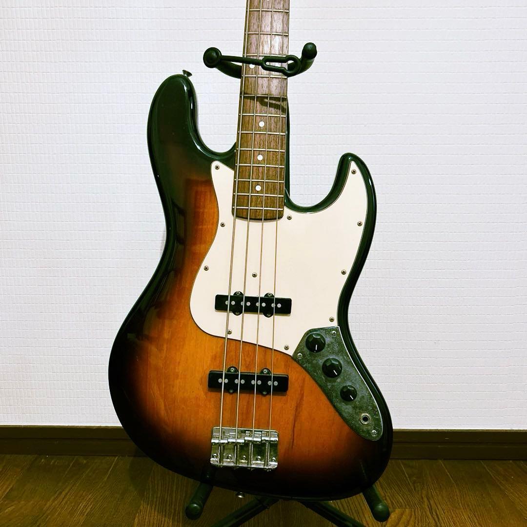 Squier by Fender JAZZ BASSサンバースト