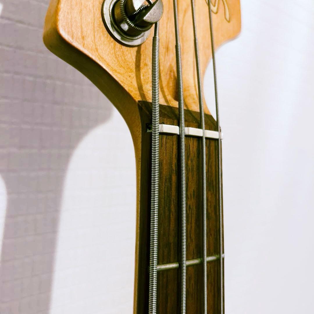 Squier by Fender JAZZ BASSサンバースト