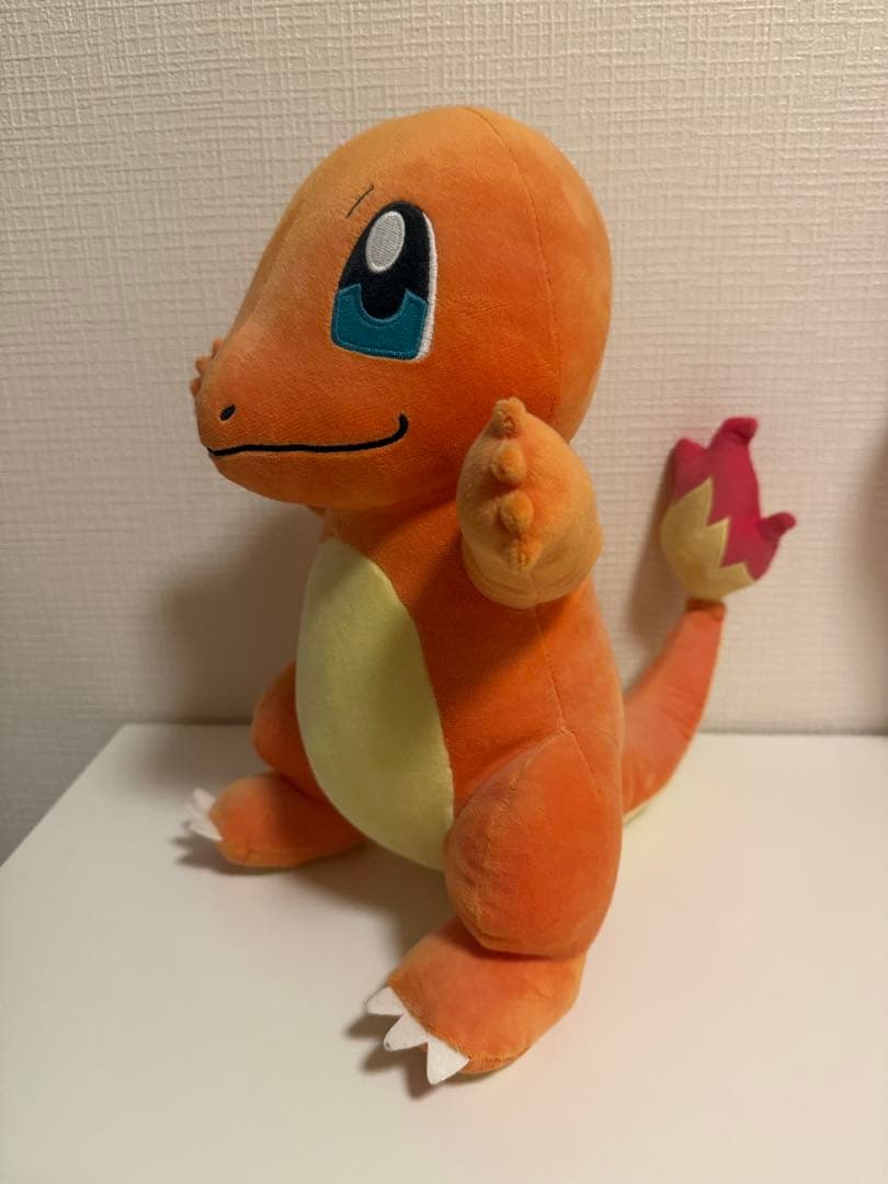 ヒトカゲぬいぐるみ