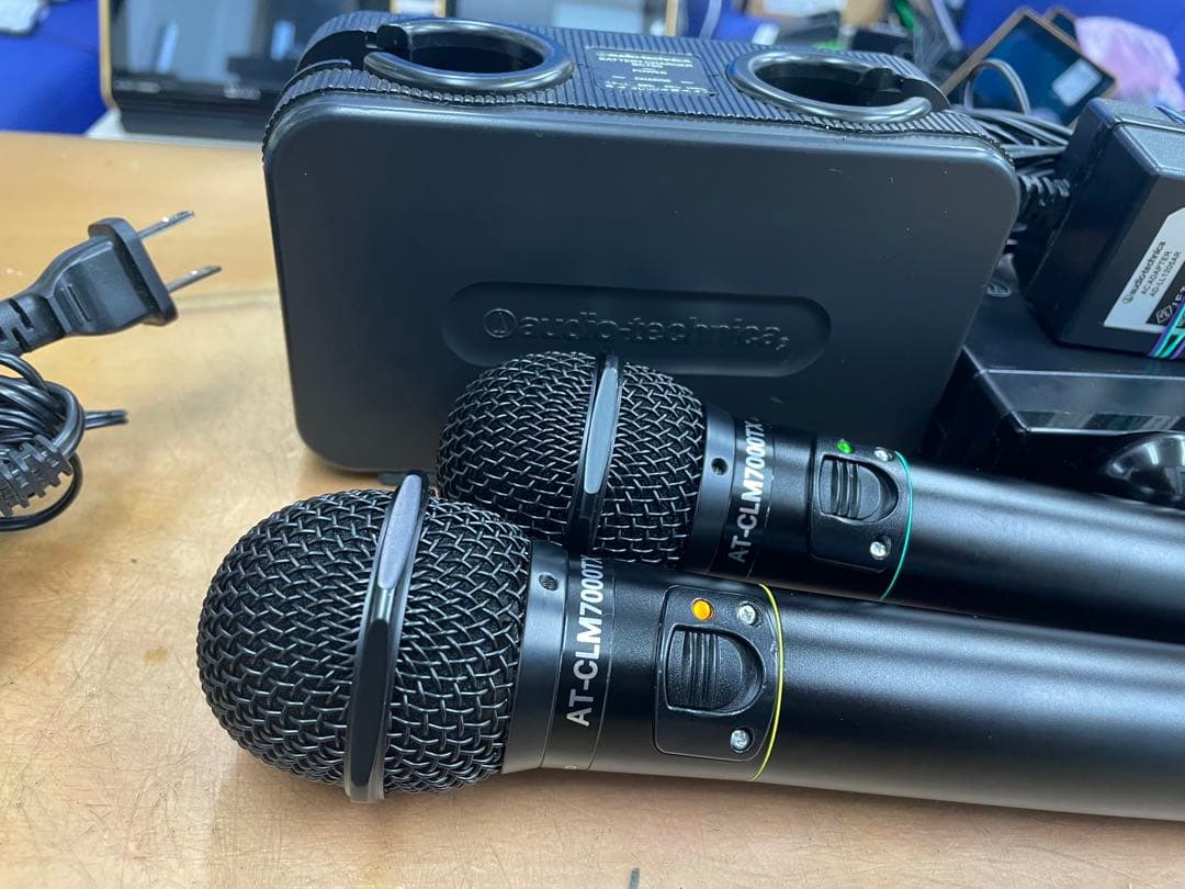 オーディオテクニカ製赤外線ワイヤレスマイクセット　CR701+CLM7000