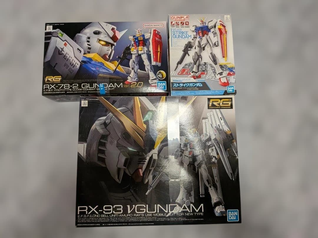 RG νガンダム＆RG RX-78-2 ガンダムVer.2.0＆EG ストライク