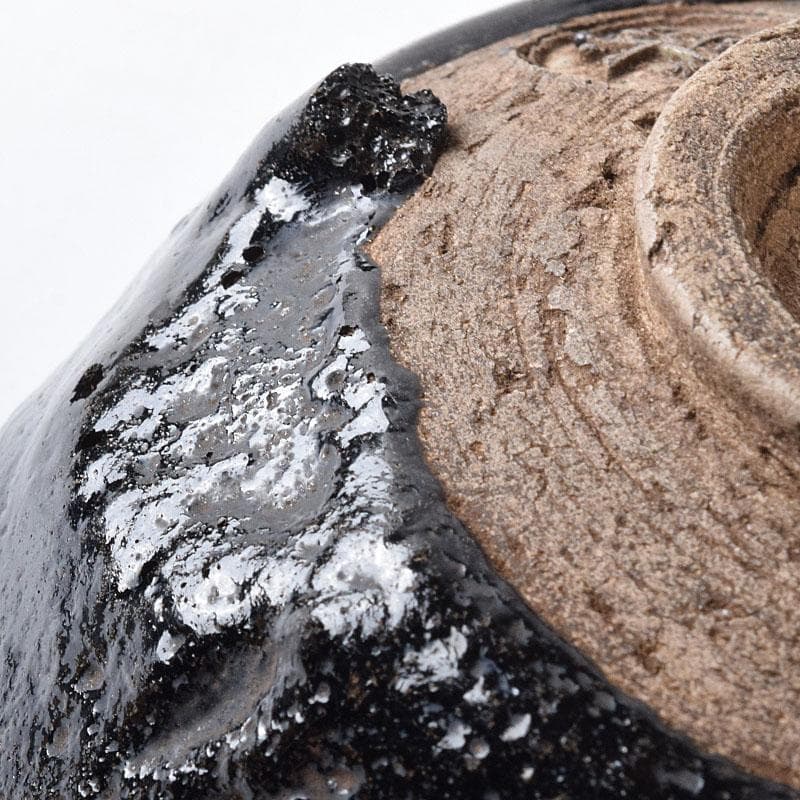 茶道具　九代楽吉左衛門　了入作　黒楽茶碗　十二代楽吉左衛門極め箱　M　R8353