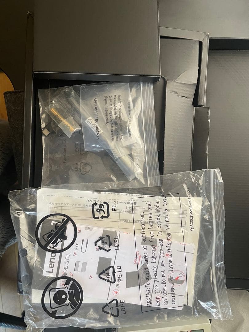 ディスプレイ・モニター本体 Lenovo ThinkVision M14t