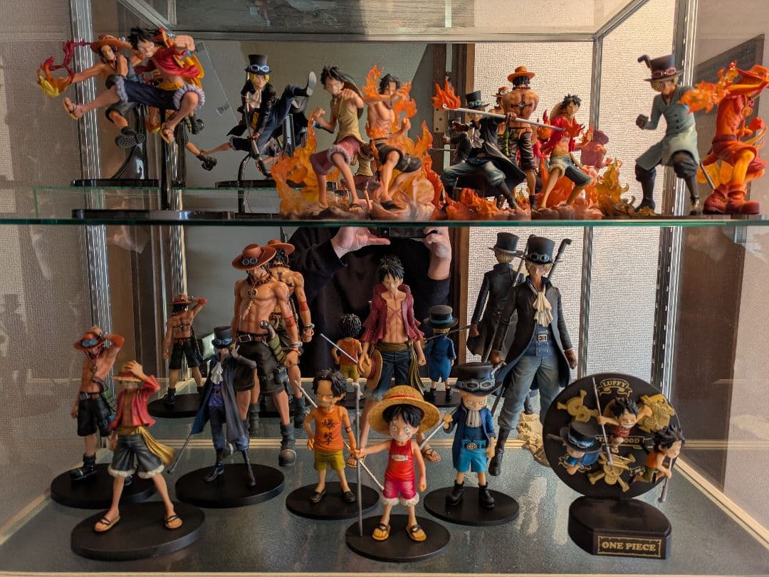 お買い得！最強の3兄弟 豪華20体セット ワンピース ルフィ エース サボ