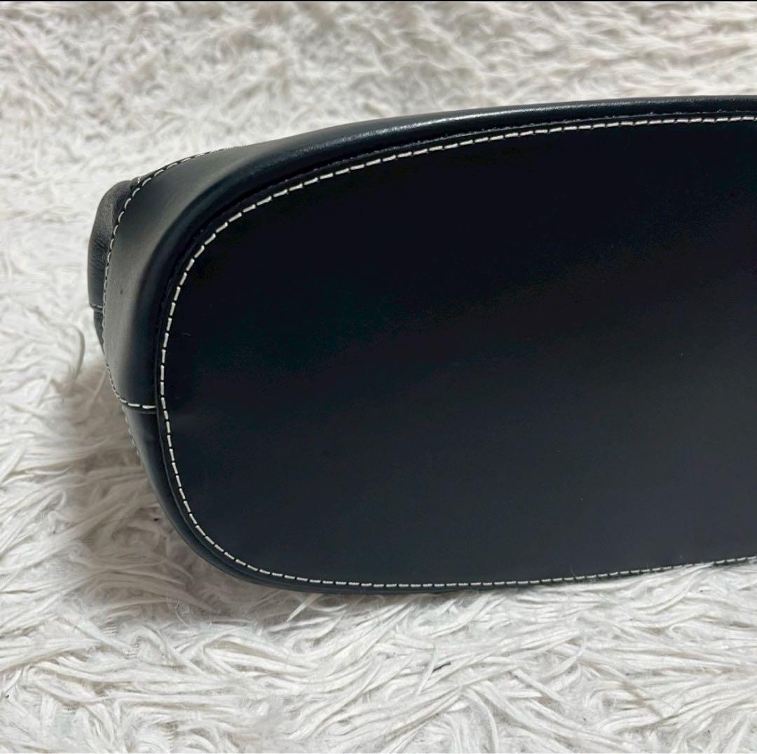 未使用級✨️キタムラ 元町 モトマチ ハンドバッグ チャーム付き ネイビー