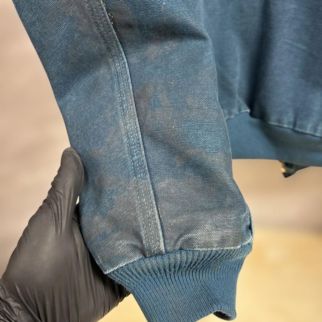 カーハートダークブルー ジャケット