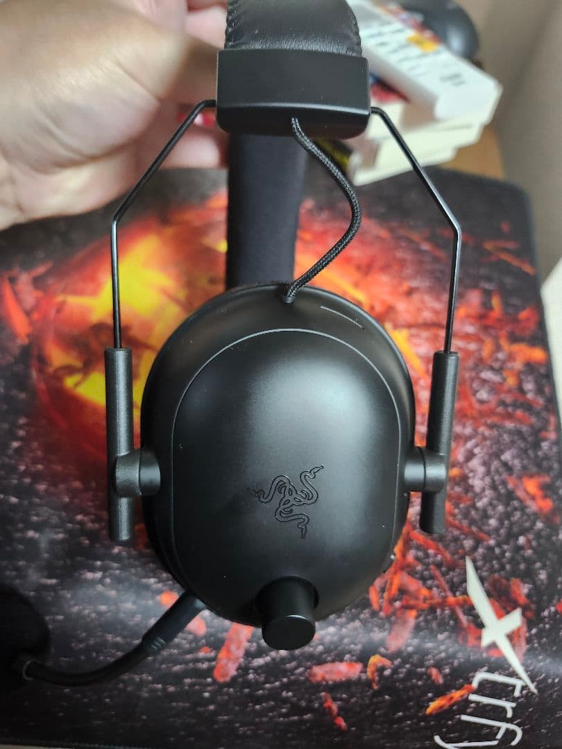 ヘッドホン Razer BLACKSHARK V2 PRO