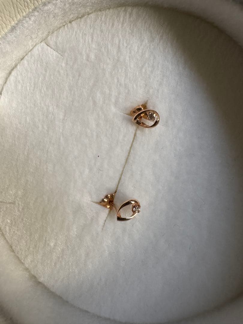 セカンドピアス　take upゴールドピアス