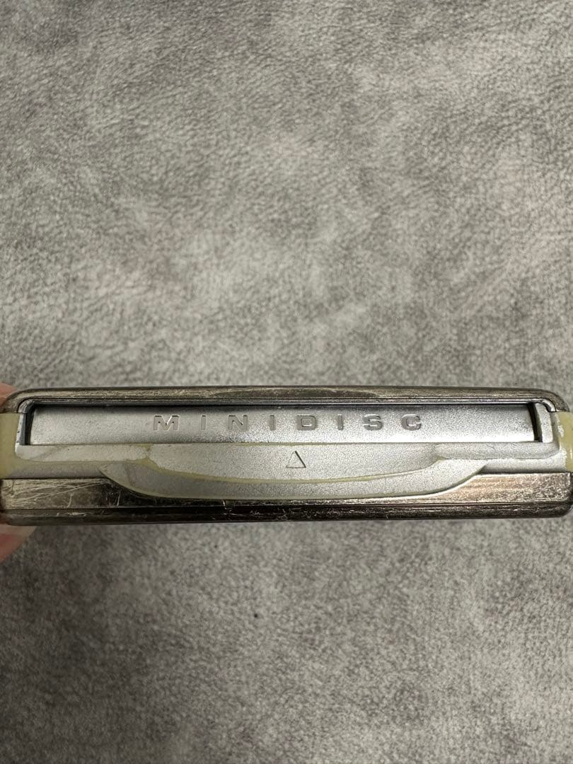 激レア!! SHARP MD-SS421-S ポータブルMDプレーヤー