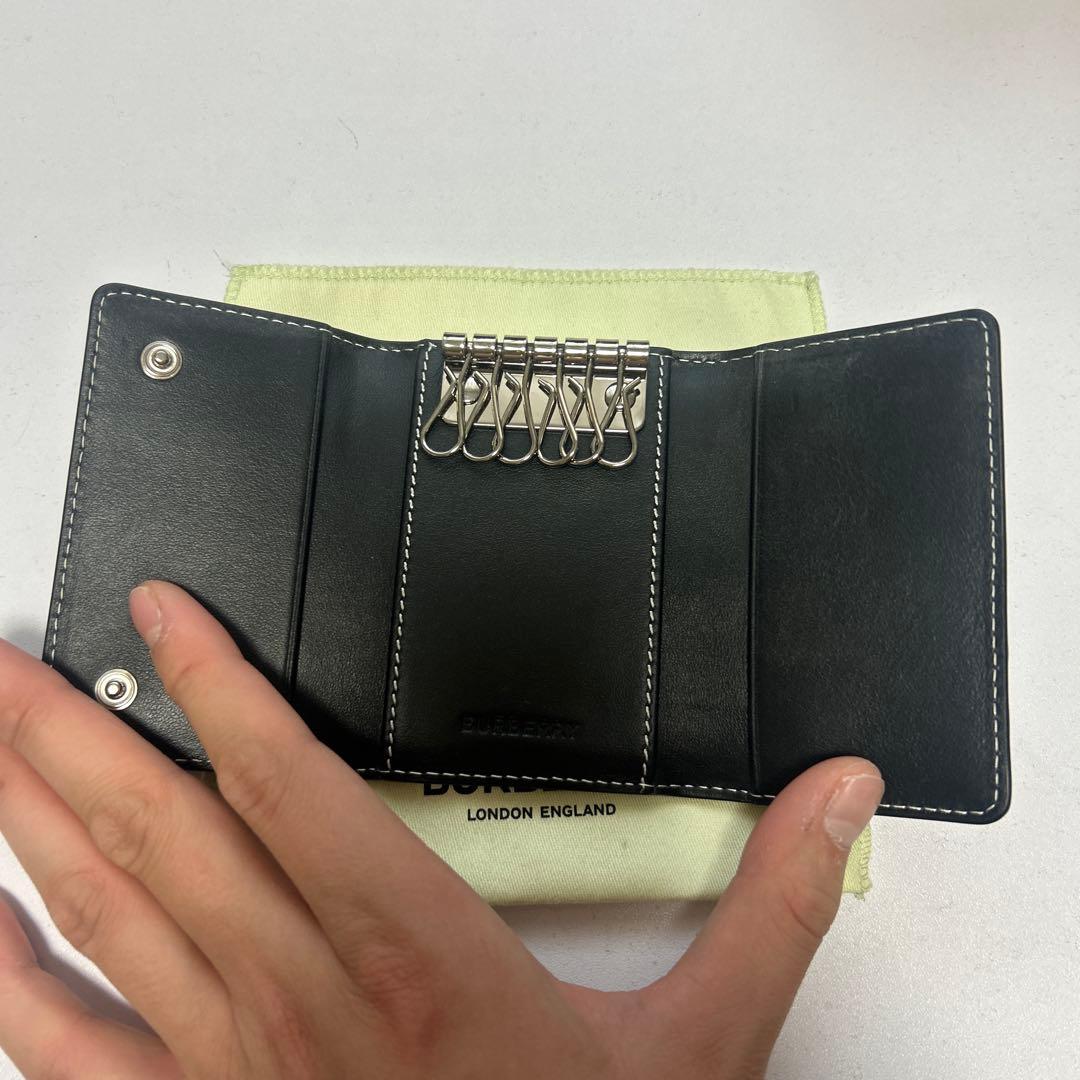 k*h様 【定価34100】BURBERRY キーケースストライプ　新品未使用