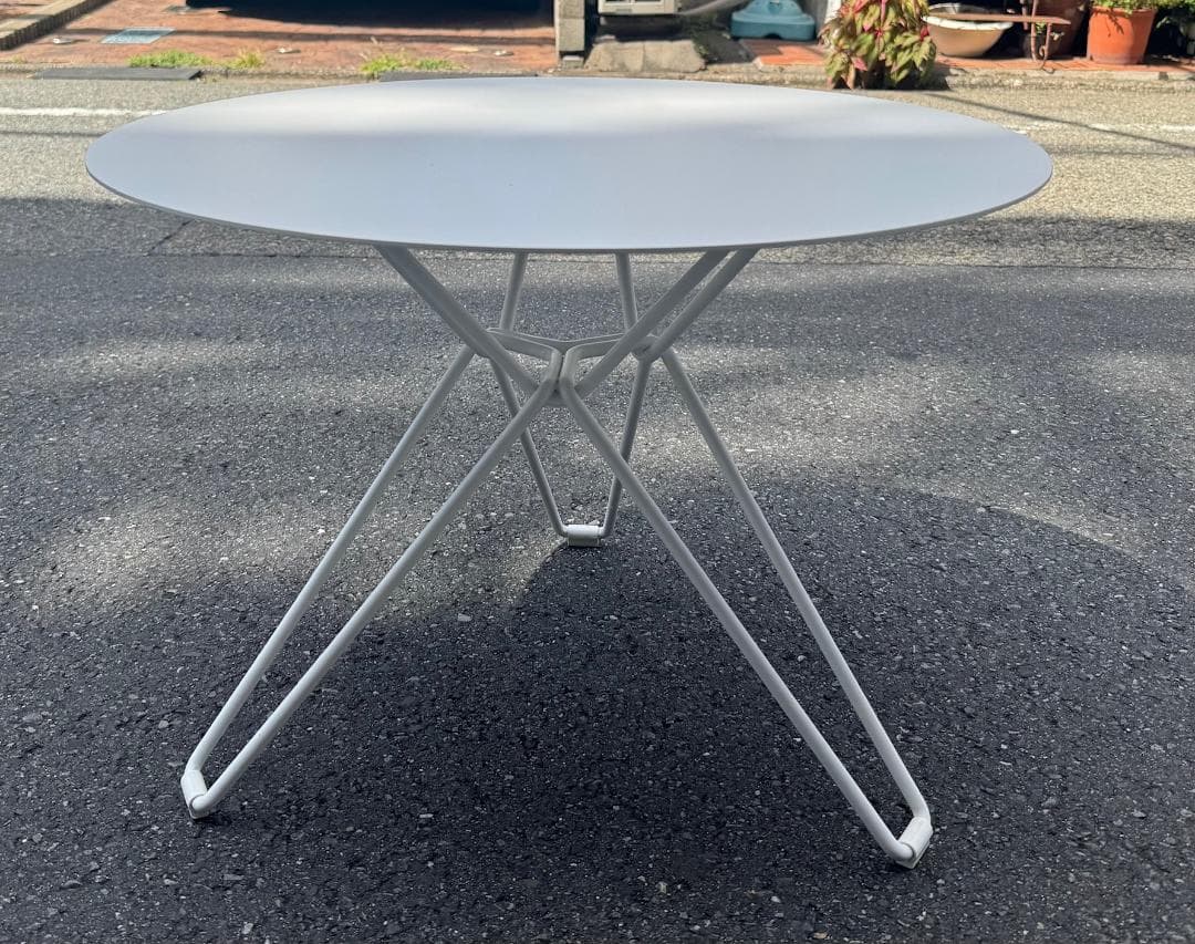 Ｋ．ひろ☆　ホワイト丸テーブル LIVINGMOTIF