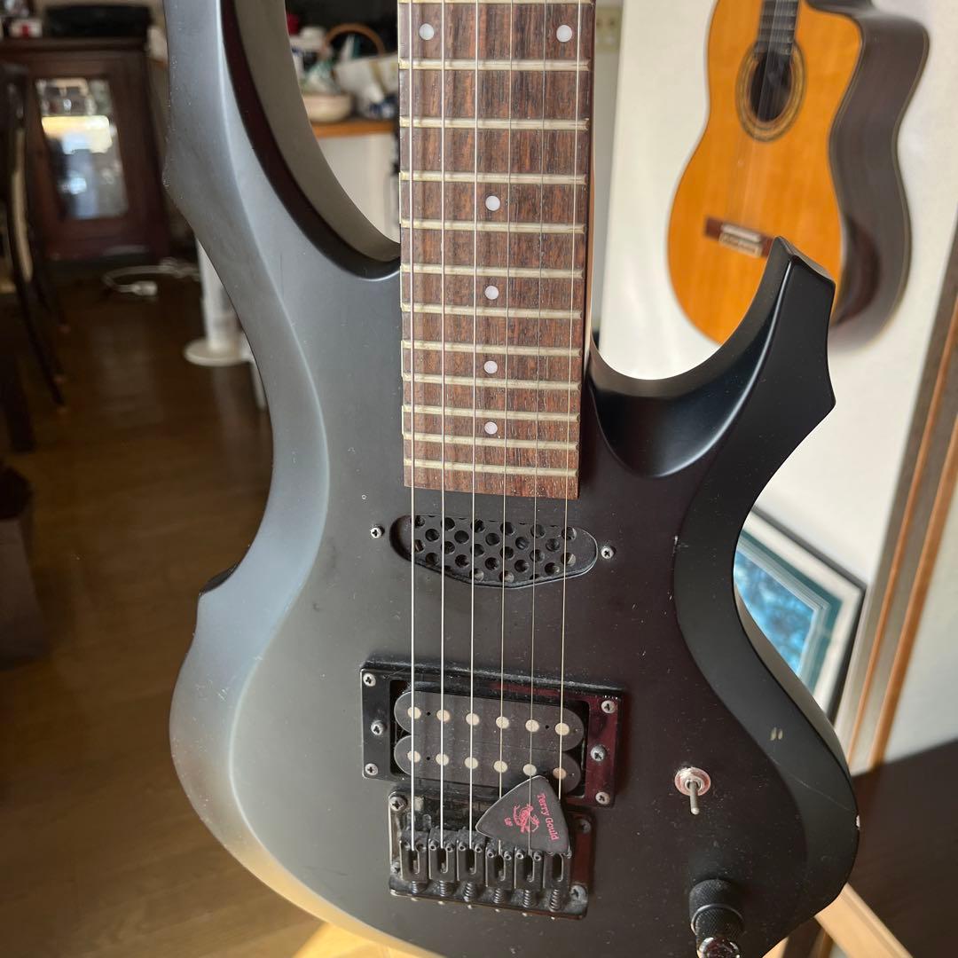 EDWARDS ブラックエレキギター