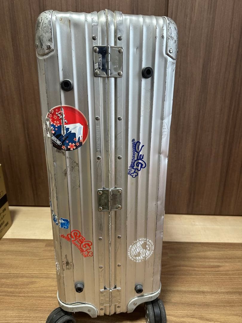 リモワRIMOWA トパーズ82リットル