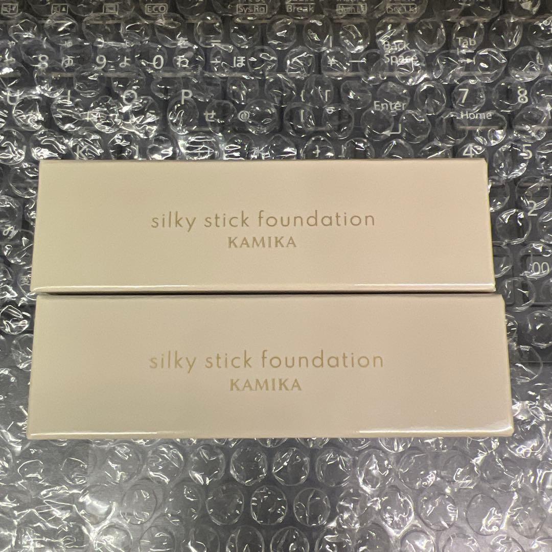 KAMIKA シルキースティックファンデーション SPF50/PA++