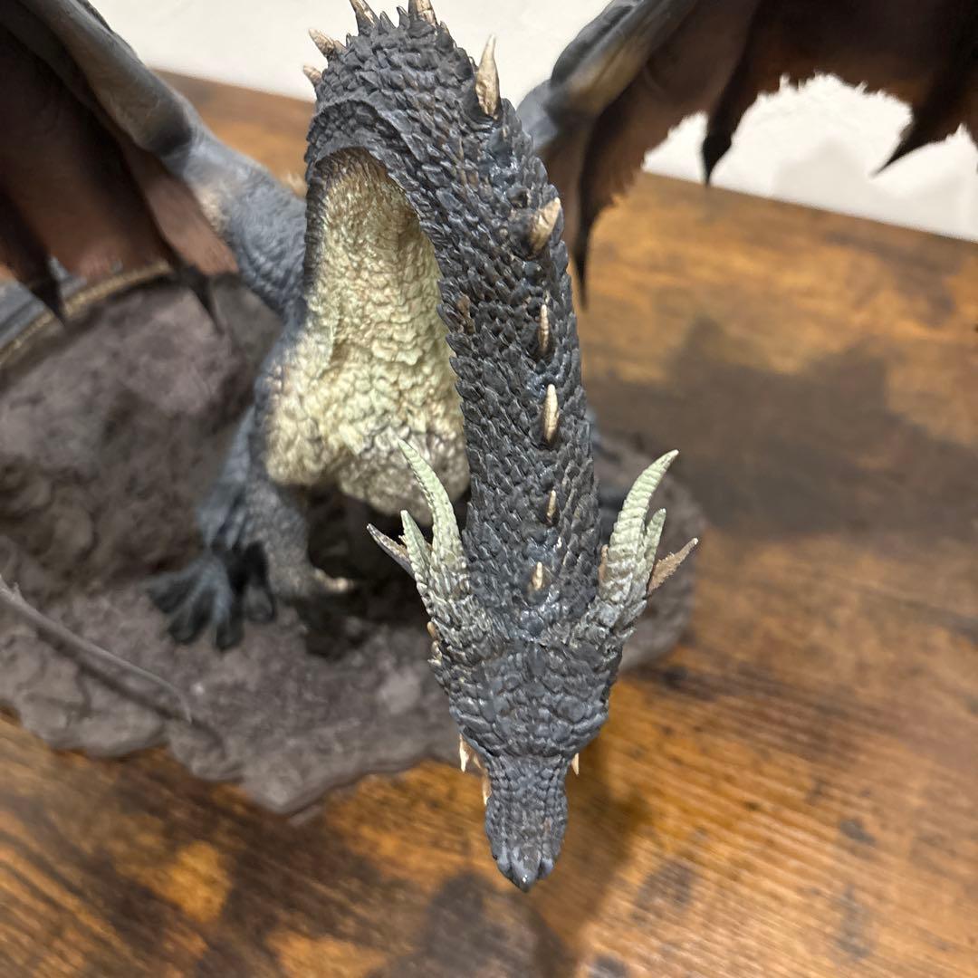 黒龍ミラボレアス