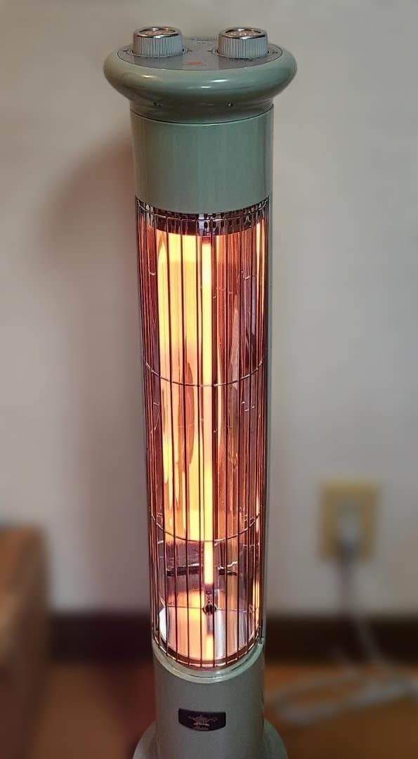 アラジン 遠赤グラファイトヒーター（1灯管タイプ） 型番 CAH-1G9