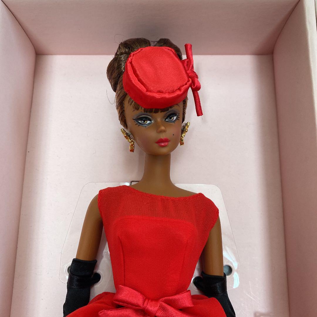 【未使用品】バービーファッションモデルコレクション　リトルレッドドレス
